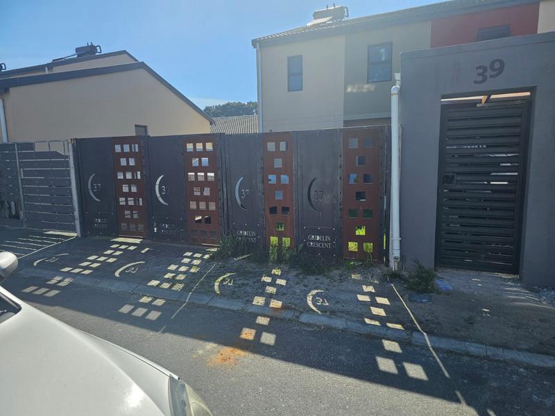 2 Bedroom Property for Sale in Blackheath Industrial Western Cape